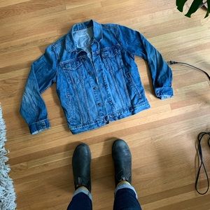 Men’s size small gap jean jacket